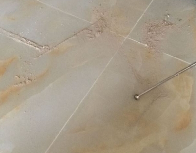 镇巴瓷砖空鼓维修公司分享粘合剂选择不当在瓷砖铺贴过程中可能导致以下问题